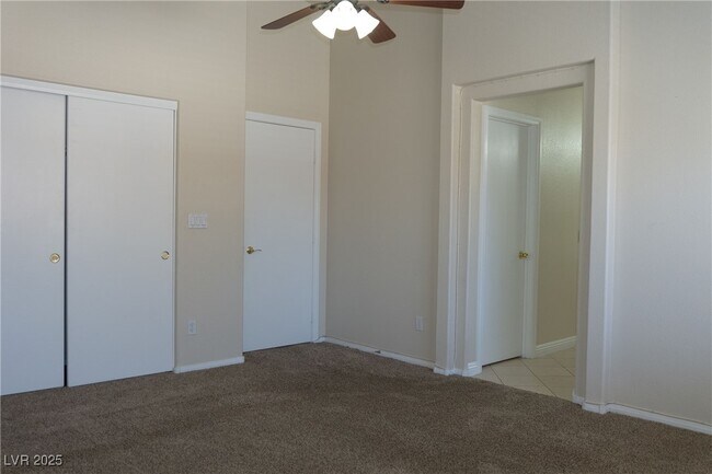 Building Photo - 5258 Cedar Bridge Ct