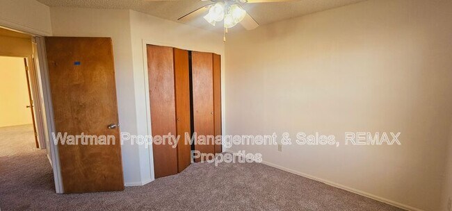 Building Photo - 6555 Holt Dr