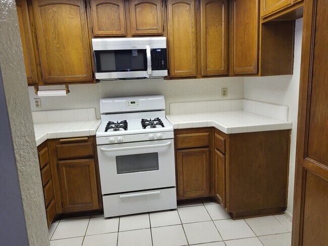 Building Photo - 22232 S Vermont Ave