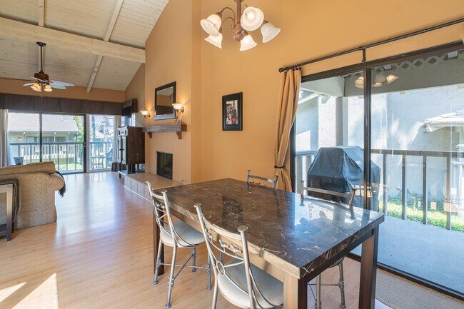 Building Photo - 46631 Arapahoe Ln
