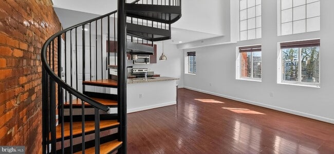 Building Photo - 5405 9th St NW