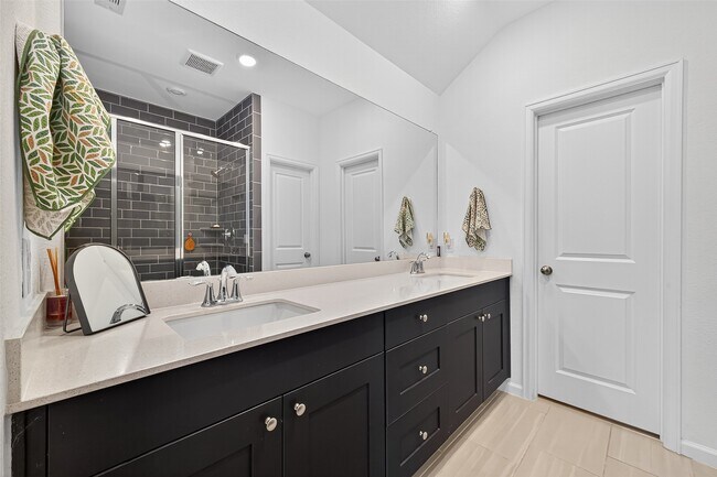 Building Photo - 29402 Amber Pne Ct