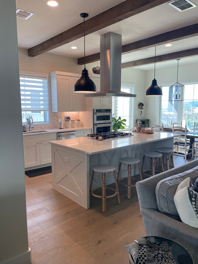 Building Photo - 19601 Flying J Blvd