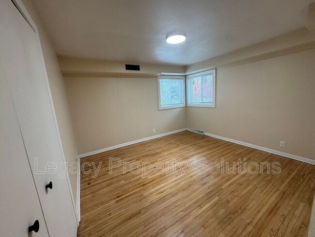 Building Photo - 1111 N 18th St