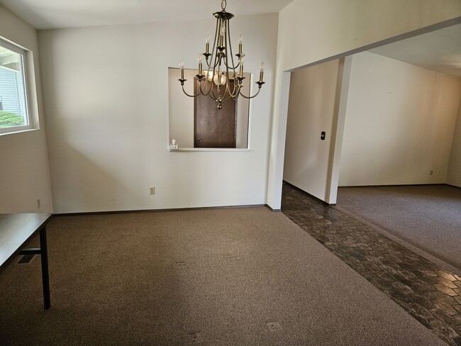 Building Photo - 14319 SE 163rd St
