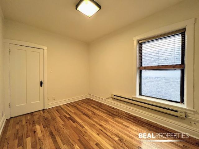 Building Photo - 1 bedroom in CHICAGO IL 60613