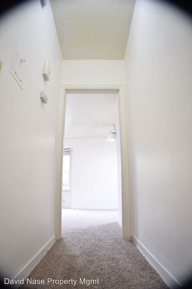 Building Photo - 5128-5138-5138 SE Milwaukie Ave