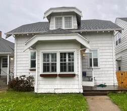 Building Photo - 3504 S Clement Ave
