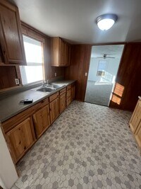 Building Photo - 3 Bed/1 Bath House