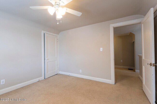 Building Photo - 3725 Warner Ave