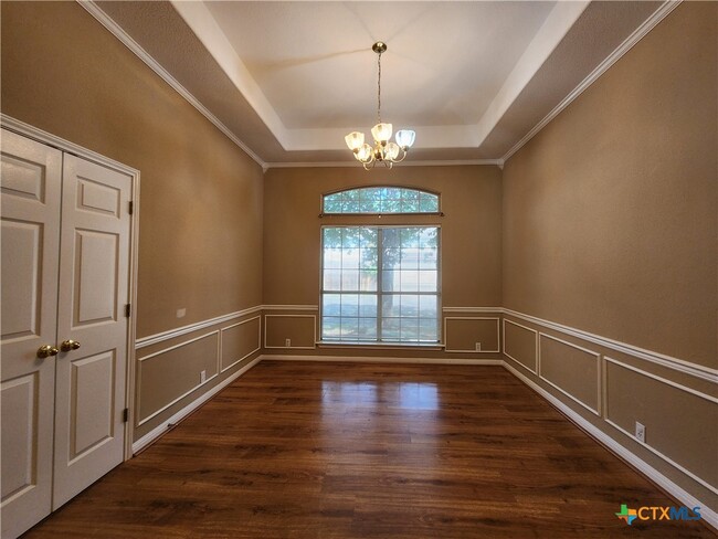 Building Photo - 1771 Oak Glen