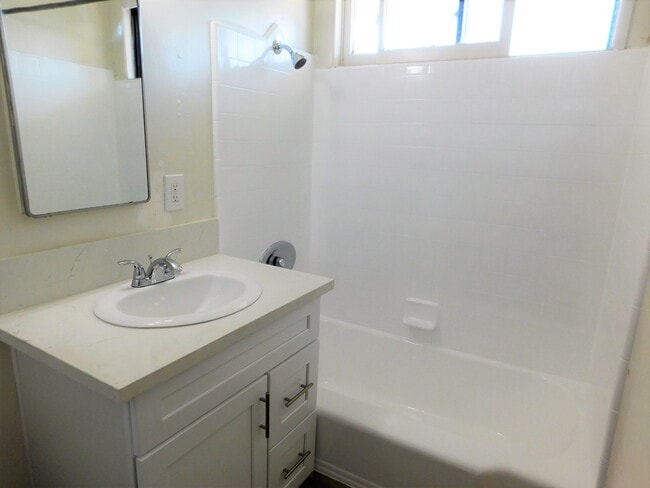 Building Photo - 5637 Strohm Ave