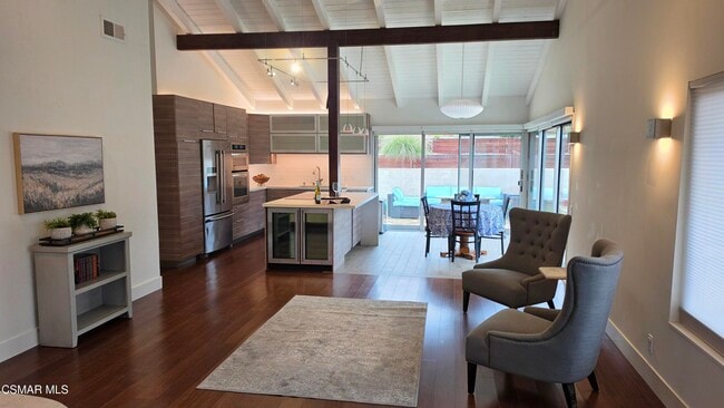 Building Photo - 3078 Saddleback Ct