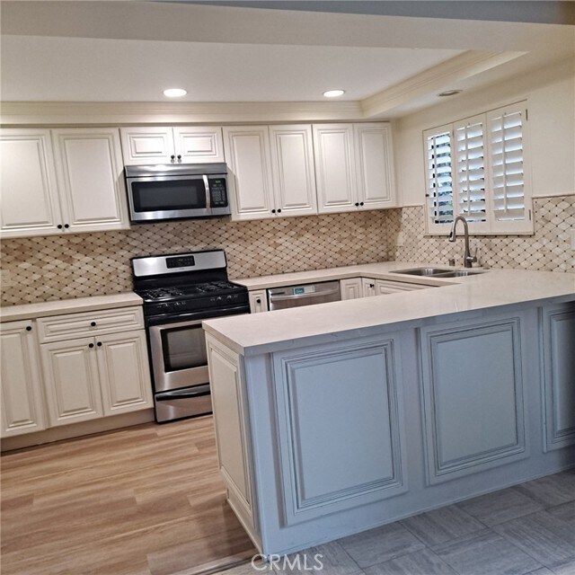 Building Photo - 1113 Steinhart Ave