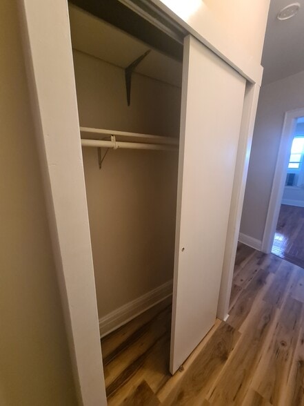 Building Photo - 46 Kelly Pky