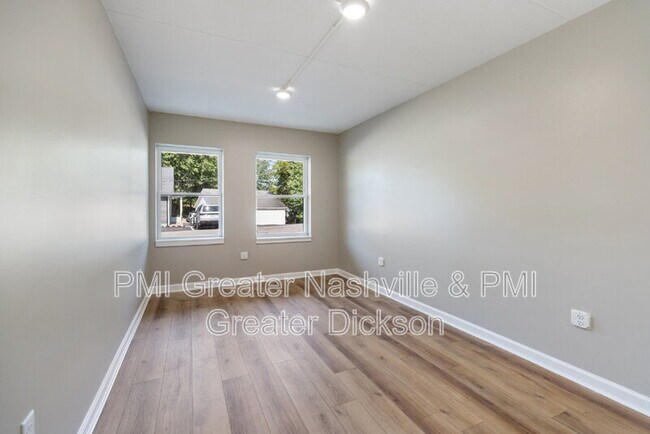 Building Photo - 201 Sylvis St