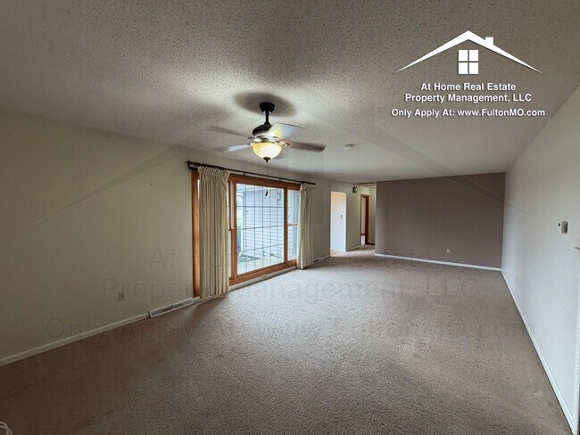 Building Photo - 1803 N School Blvd