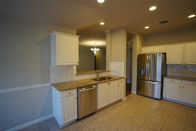 Building Photo - 5702 Fitchwood Ln
