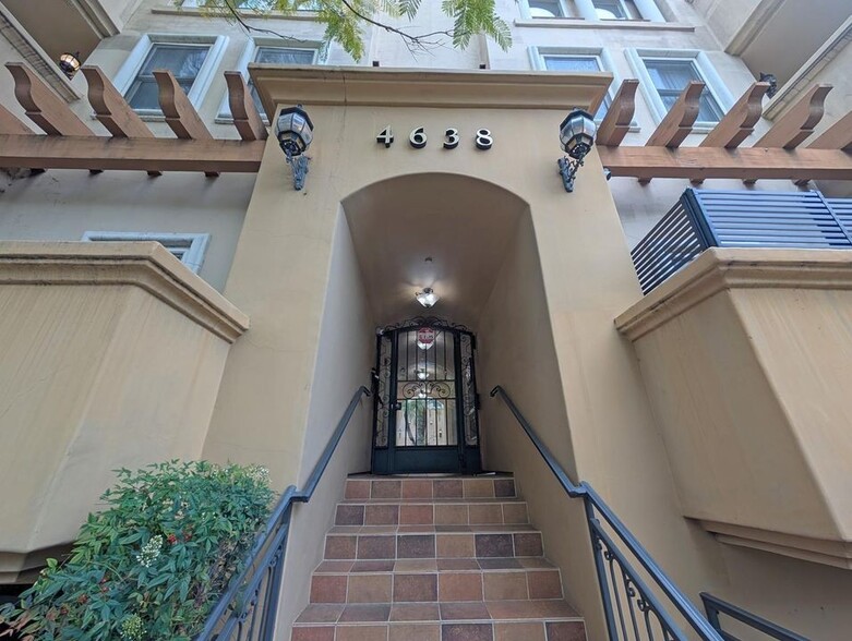 Building Photo - 4638 Sepulveda Blvd