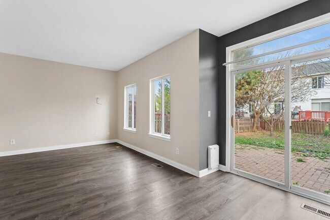 Building Photo - 21523 Franklin Cir