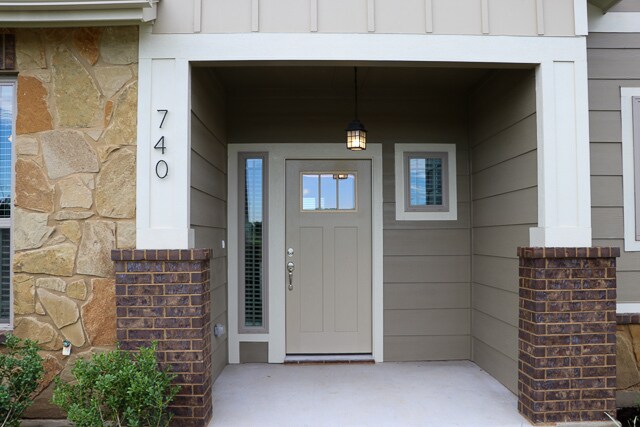 Building Photo - 740 Westfield Blvd