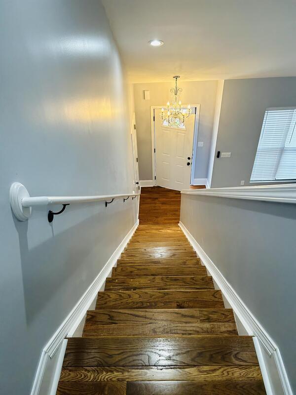 Building Photo - 305 Claybrooke Dr