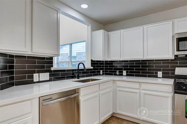 Building Photo - 4831 Sand Colony Ln