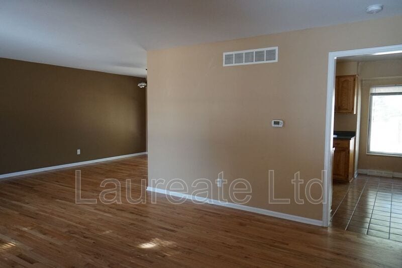 Building Photo - 1853 S Oakland St