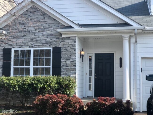 Building Photo - 3 br, 2.5 bath Condo - 135 Harbor Village Dr