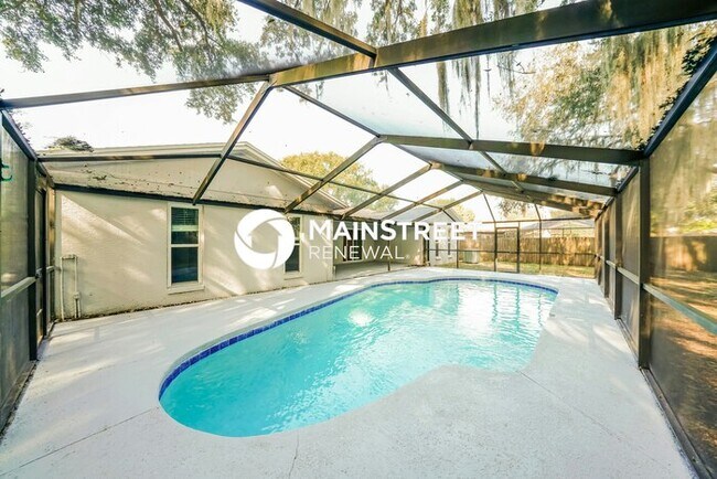 Building Photo - 4 Bedroom Pet-Friendly Home in Valrico, FL with Main Street Renewal