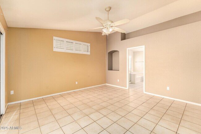 Building Photo - 15221 N 87th Dr