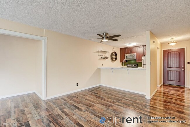 Building Photo - 1 br, 1 bath Condo - 1457 N Camino Alto, V...