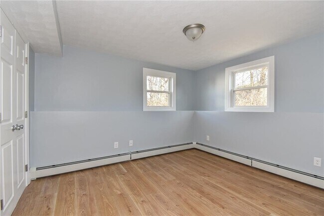 Building Photo - 414 Dover Ave