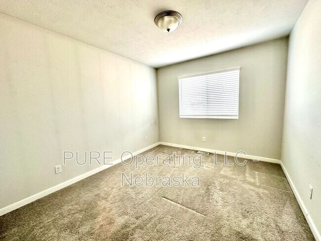 Building Photo - 5121 N 181st St