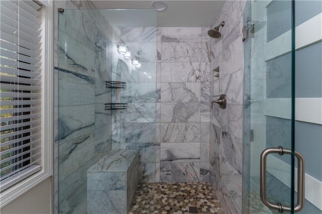 Building Photo - 642 Granby Hill Pl