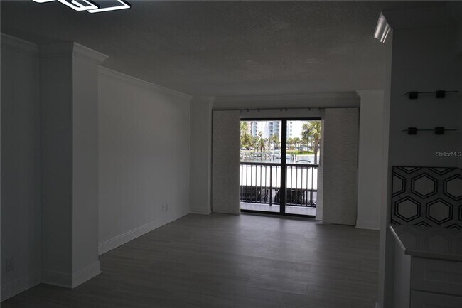 Building Photo - 1651 Sand Key Estates Ct