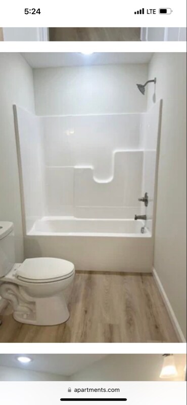 Building Photo - 277 Broadway St