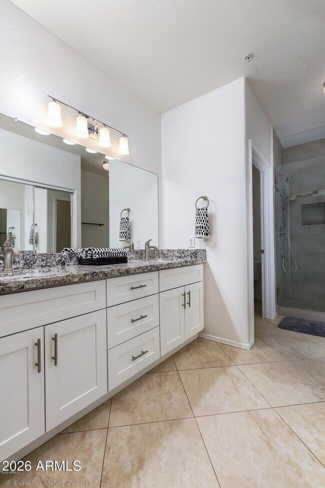 Building Photo - 9555 E Raintree Dr