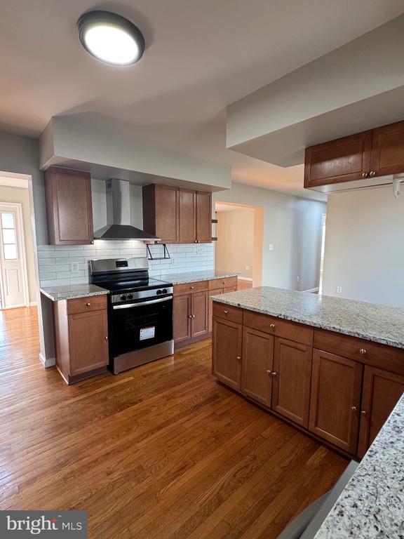 Building Photo - 14780 Jordan Ln