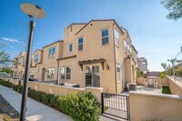 Building Photo - 1911 Paseo Mandarina