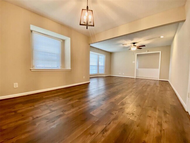 Building Photo - 2206 Tannehill Dr