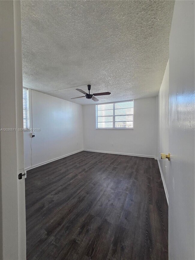 Building Photo - 14150 SW 84th St