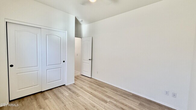 Building Photo - 21930 E Calle de Flores