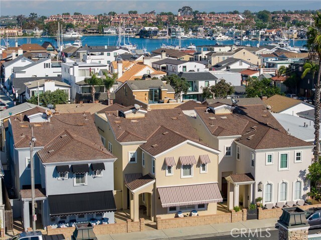 Building Photo - 208 E Balboa Blvd