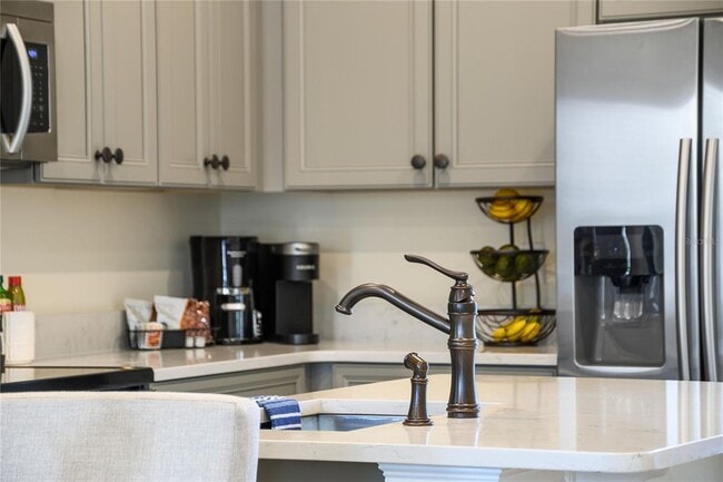 Building Photo - 8040 Lost Shaker Ln