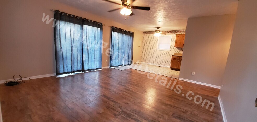 Building Photo - 5 Frankie Ln