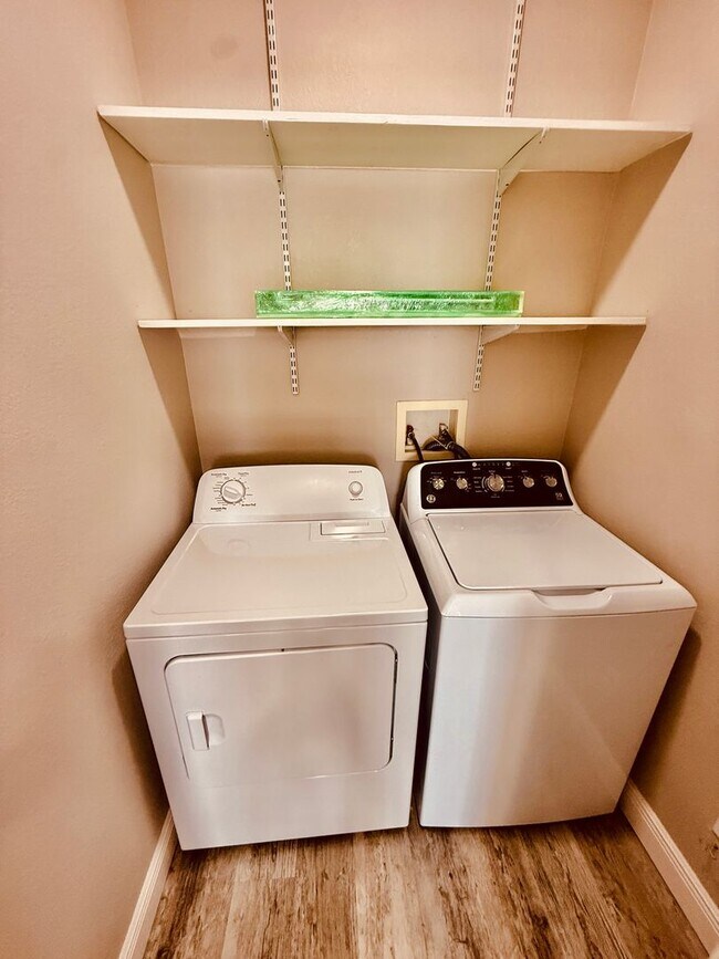 Building Photo - 2 Bed/2 Bath Condo with Garage in Lakes at Viera East