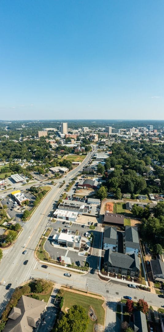 Building Photo - 2 BR 2.5 BA- Downtown Greenville Townhome- FOR RENT