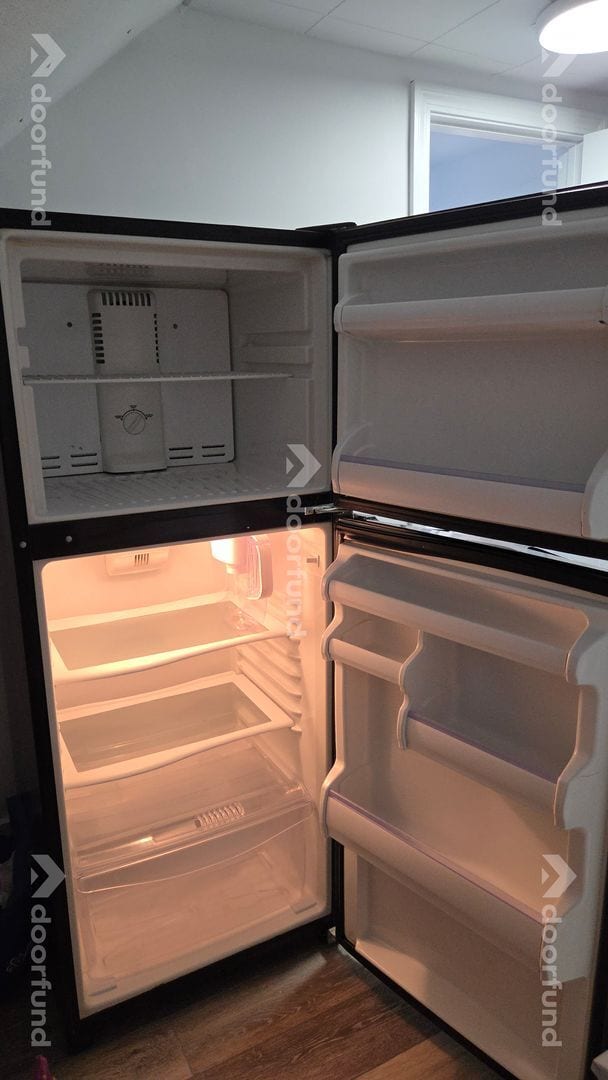 Building Photo - 50 Summer St