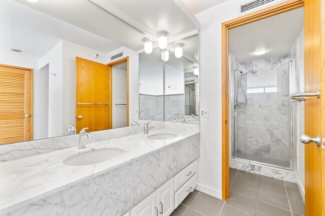 Building Photo - 1330 Ala Moana Blvd